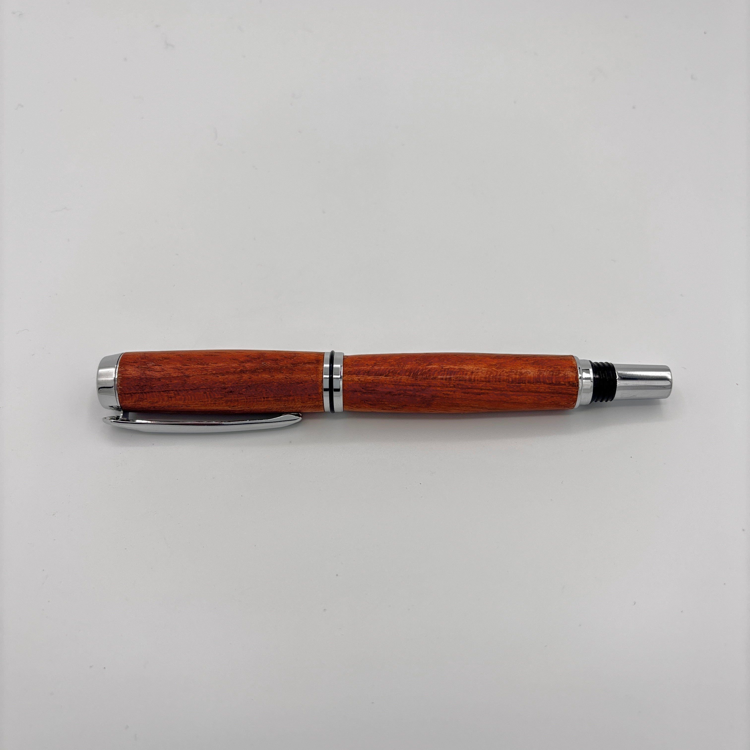Junior Gentleman Ink Pen – Sapele Wood