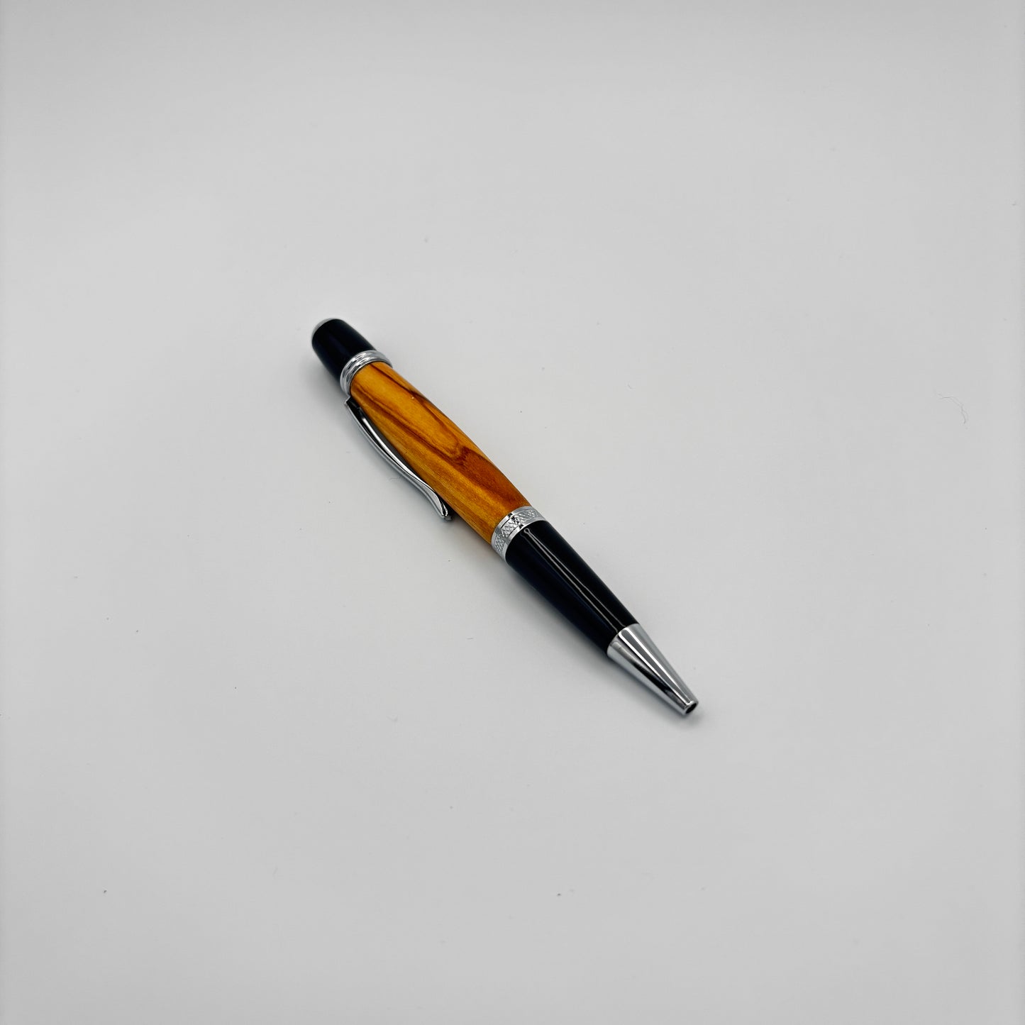 Gatsby Silver Olive Wood Pen – Artisan Hand-Turned Gift