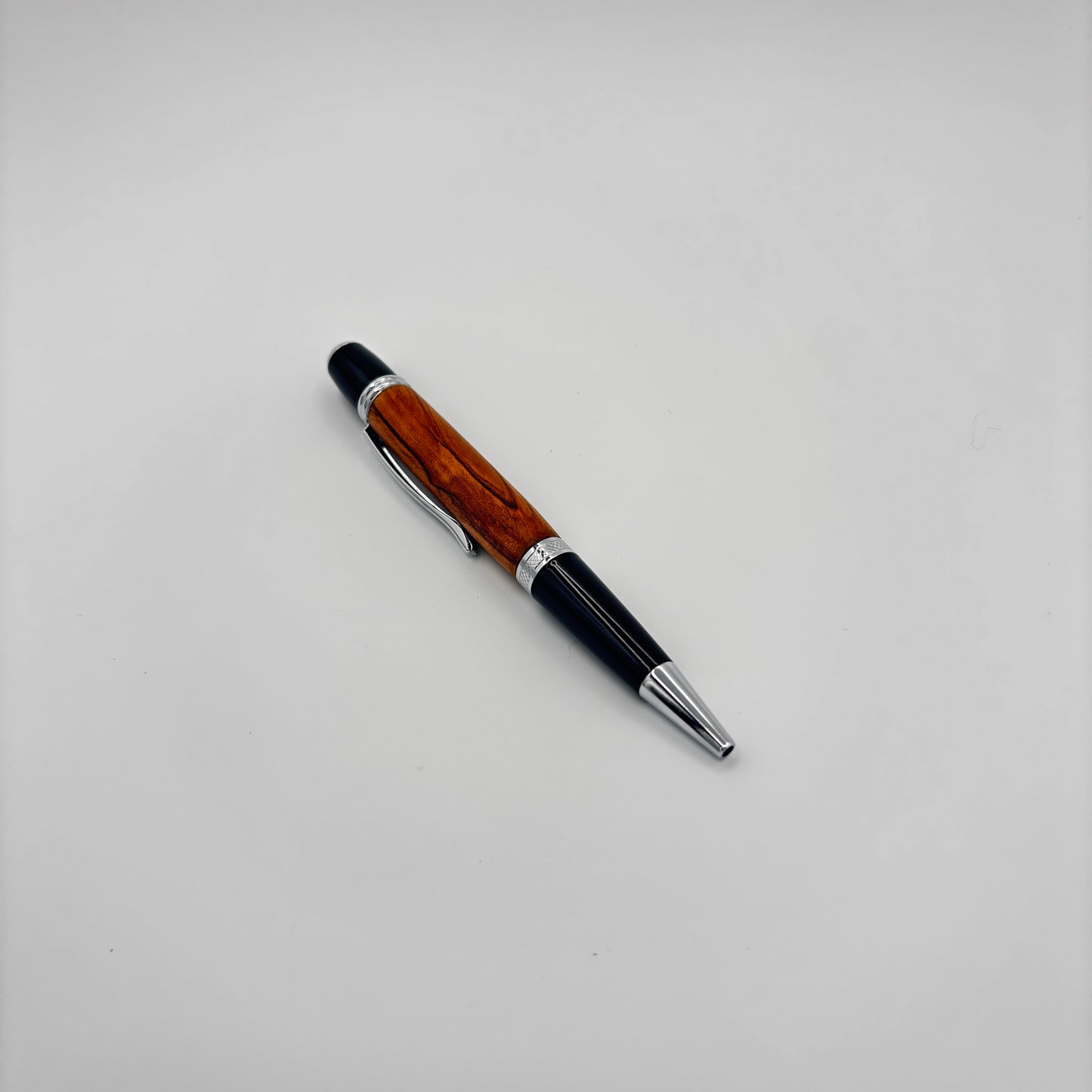 Gatsby Silver Olive Wood Pen – Collector’s Edition