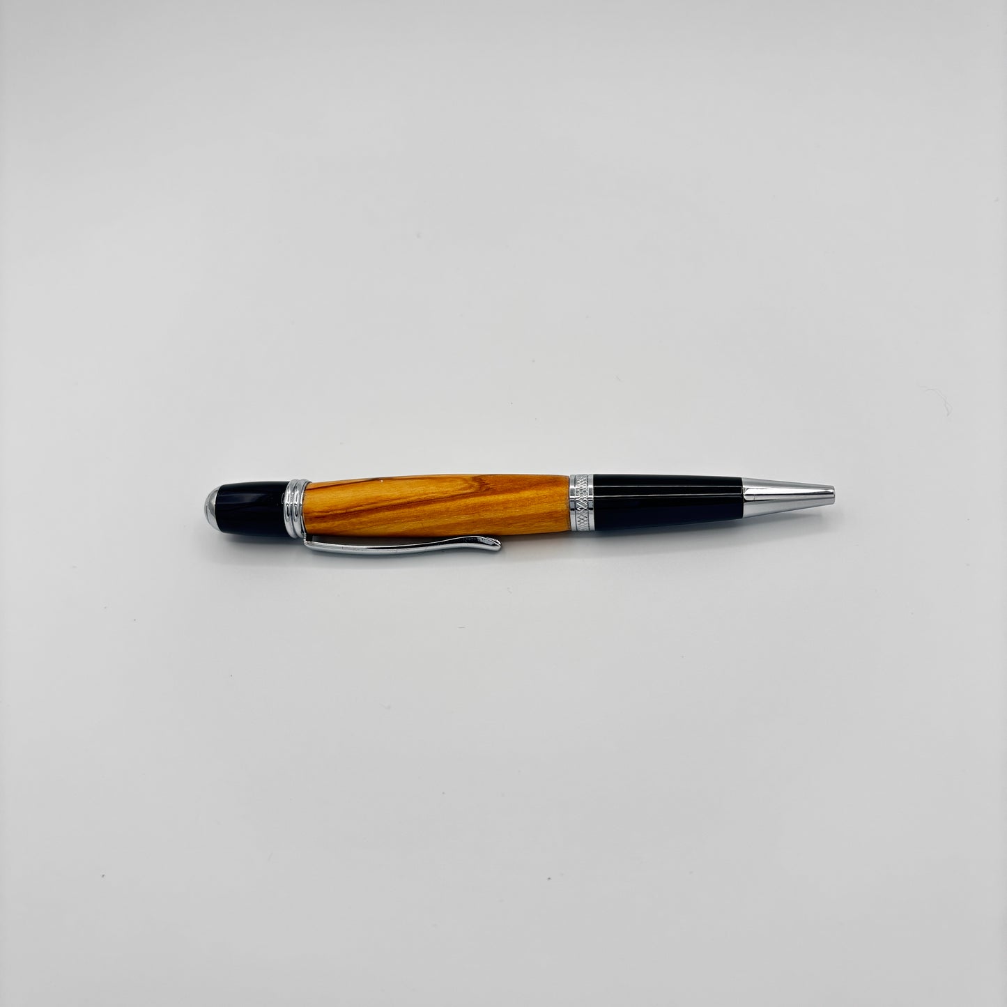 Gatsby Silver Olive Wood Pen – Artisan Hand-Turned Gift