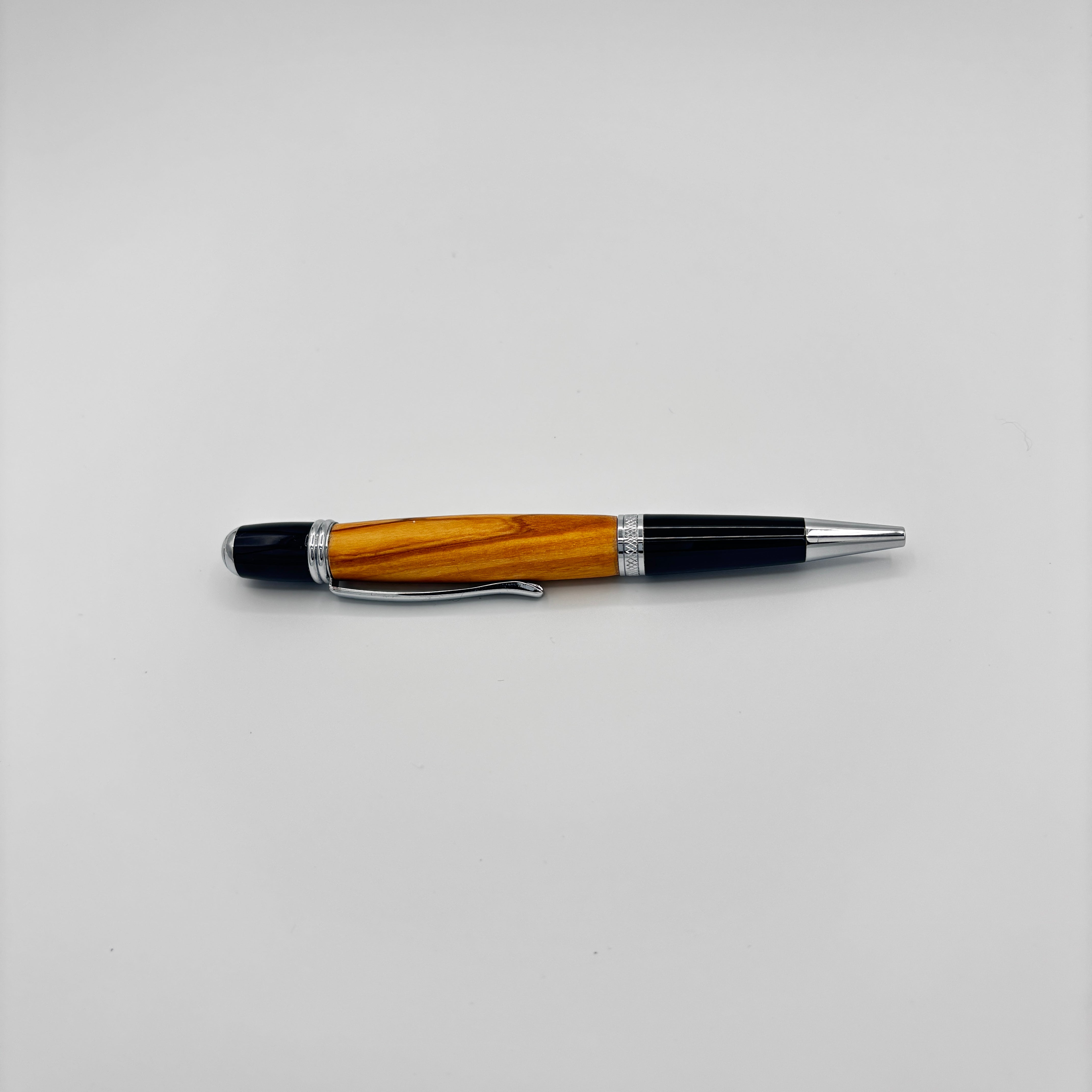 Gatsby Silver Olive Wood Pen – Artisan Hand-Turned Gift