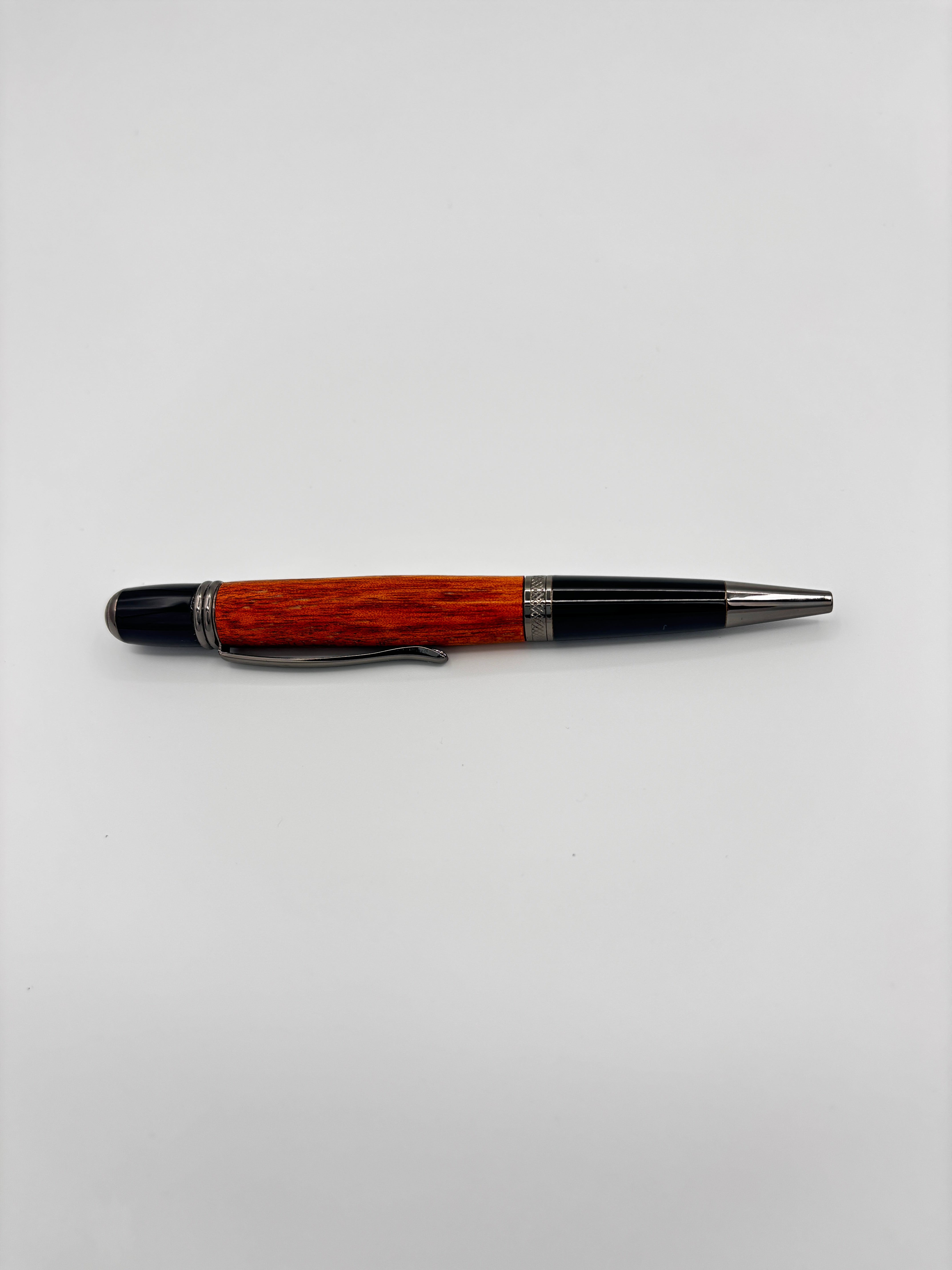 Handcrafted Gatsby Gun Metal Canary Wood Pen – A Striking Blend of Light and Shadow