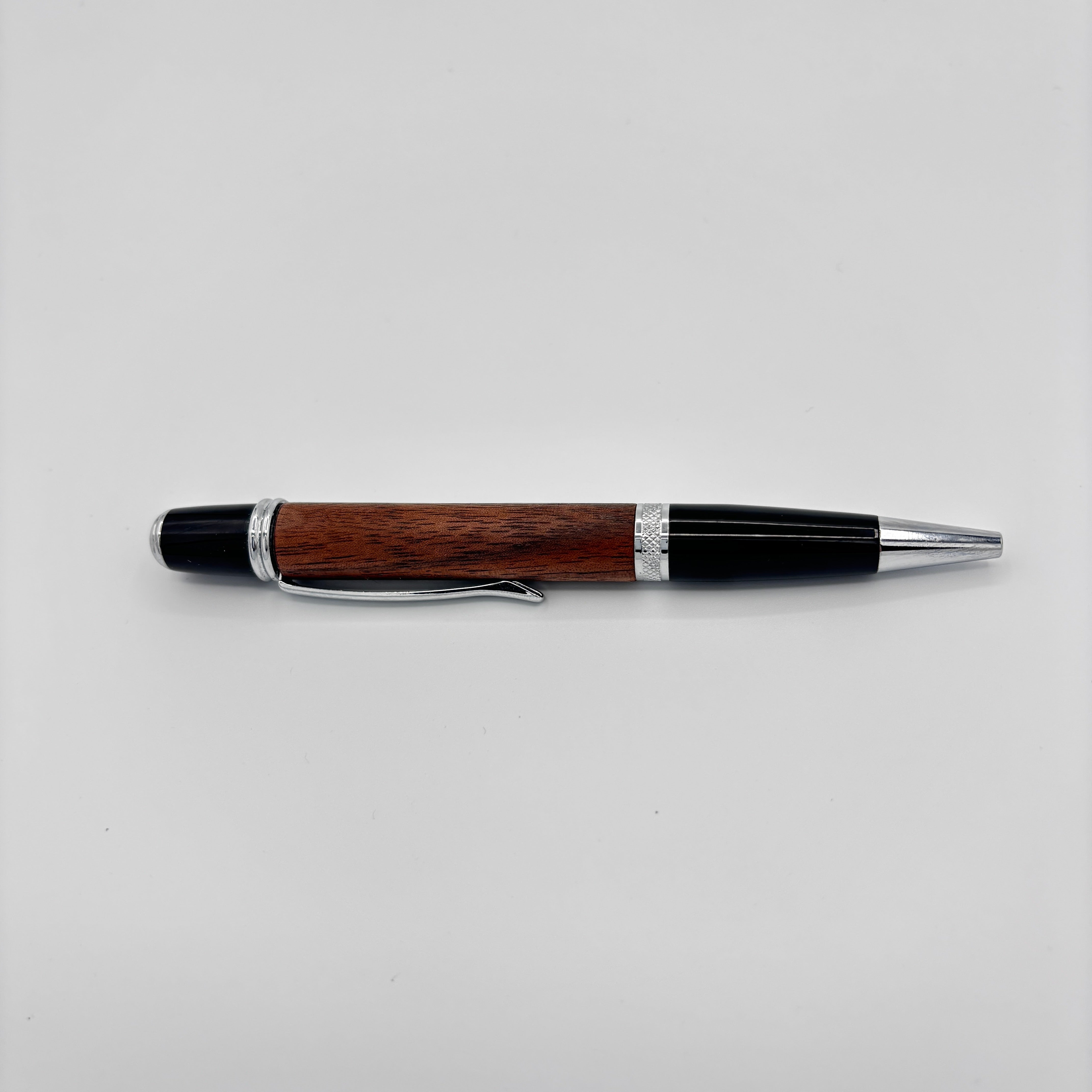 Gatsby Silver Walnut Writing Pen – Luxury Hand-Turned Gift